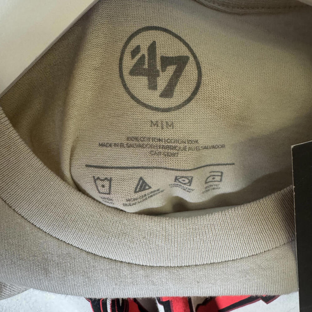 Chicago Bulls ’47 Brand Graphic T-Shirt Men’s Medium Tan NBA NWT - Picture 6 of 8